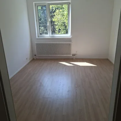 Koffer packen - einziehen in die helle 3 Zimmerwohnung mit Loggia im Herzen von Döbling - Bild 2