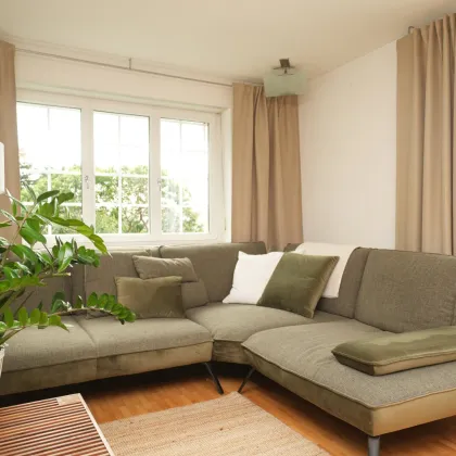 RIESIGER POOLBEREICH MIT AUSBLICK ÜBER GRAZ!! Exklusives Einfamilienhaus in Eggenberg mit Pool, XXL-Terrasse & Traumgarten – Ihre private Oase in Graz! - Bild 3