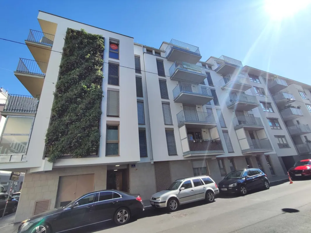 NEUBAU 3-Zimmer-ERSTBEZUG mit 2 Balkonen im 4. OG in 1210 Wien! Top 2/38 - Bild 1