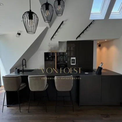EINZIGARTIGES PENTHOUSE mit TERRASSE, PRIVATEM GARTEN UND POOL - RESIDIEREN AM FREIHOF im Herzen der Weinberge - Historischer Charme kombiniert mit dem Zeitgeist der Moderne - Bild 3
