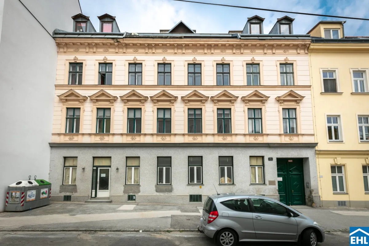 Zinshaus mit gegliederter Fassade und Entwicklungspotential - Bild 1