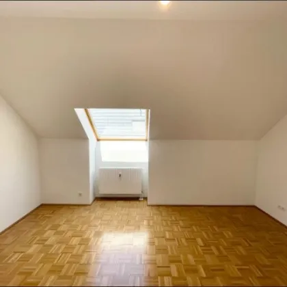 *145m² 4 Zimmer Wohnung mit Klimaanlage WG-tauglich und Familienfreundlich - Nähe Schlossberg* - Bild 2