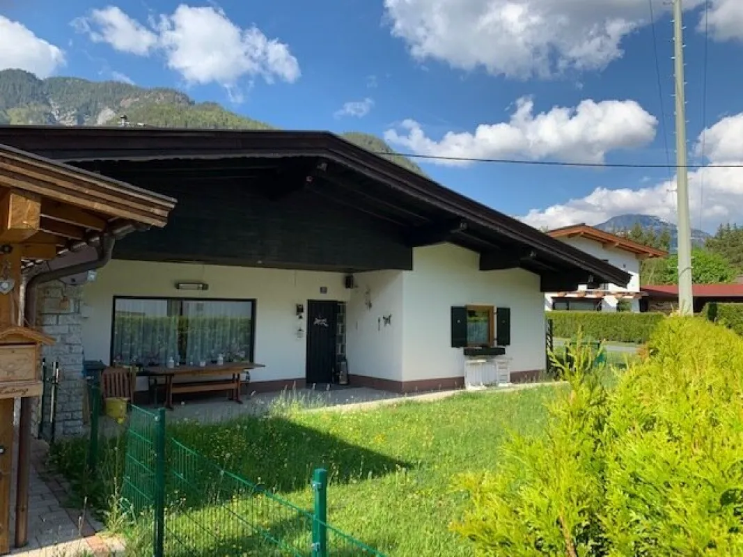 Erpfendorf:  gemütlicher, Bungalow mit Freizeitwohnsitzwidmung am Golfplatz - Bild 1
