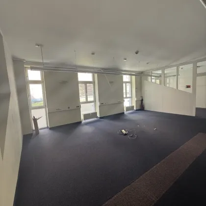 Bürofläche in zentrale Lage zu verkaufen - Bild 2
