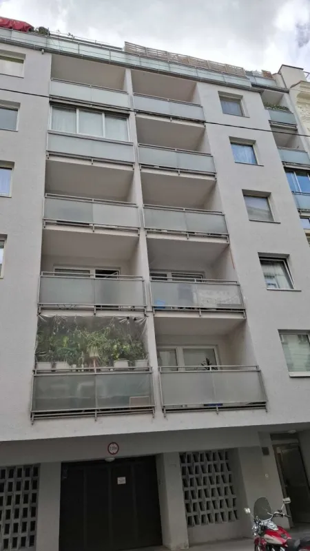 2 Zimmer Mietwohnung Erstbezug nach Komplettsanierung - Bild 1