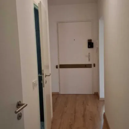 2 Zimmer Mietwohnung Erstbezug nach Komplettsanierung - Bild 3