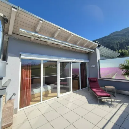 Luxuriöse Haushälfte mit Dachterrasse,Balkon und Gartenterrasse nähe Golfplatz . - Bild 3