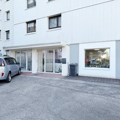 Geschäftslokal / Büro / Praxis mit Parkmöglichkeit direkt vor der Haustüre - Bild 3