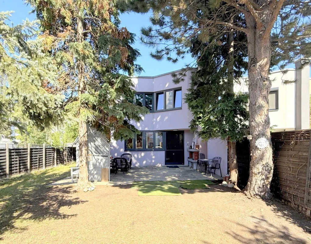 Eck-Reihen-Haus im Groß-Garten-Format! - Bild 1