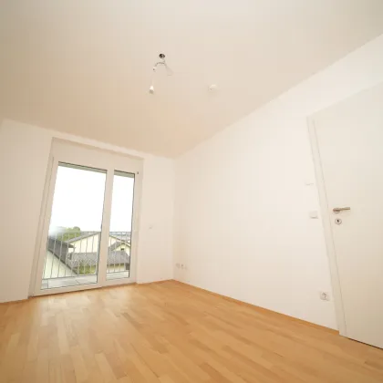 EXTRAKLASSE! ERSTBEZUG - LUXUS IN FELDKIRCHEN BEI GRAZ! Diese traumhafte Neubau-Wohnung mit Tiefgaragenplatz wartet auf Sie - JETZT BESICHTIGUNG VEREINBAREN! - Bild 3