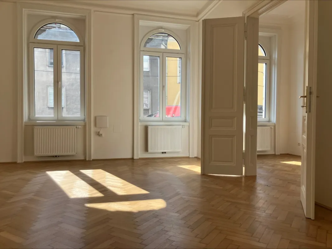 Familien-/Bürotraum bei U4 "Unter St. Veit": Elegante 5 Zimmer Altbau-Wohnung, Erstbezug nach Sanierung - Bild 1