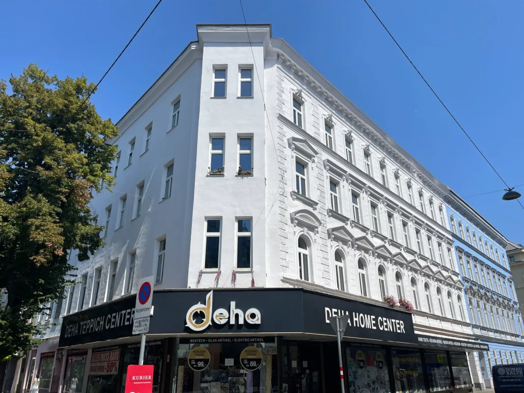 NÄHE AUGARTEN: 2-Zimmer-Altbauwohnung mit großem Gestaltungspotenzial beim Wallensteinplatz - Bild 1