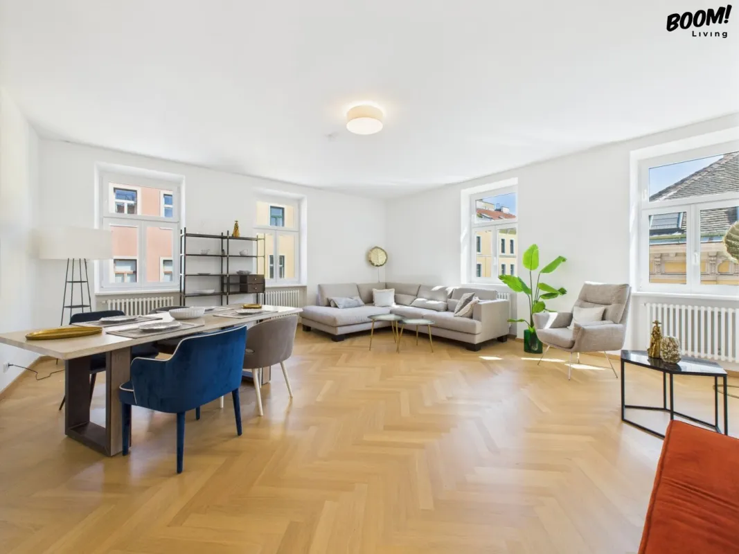Stilvoll & Lichtdurchflutete sanierte Altbauwohnung //  104 m² mit großzügigen Fensterfronten - Bild 1