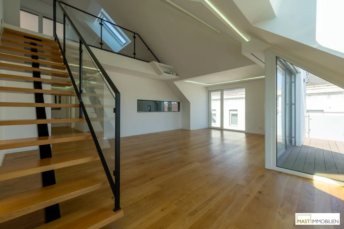 LUXUS - Blick über Stockerau? Dann hier klicken,... Exklusive Wohnung direkt in Stockerau / Private Dachterrasse mit ca. 55 m² - Bild 1