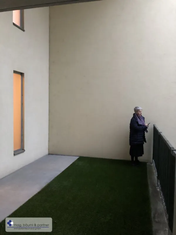 2 Zimmer mit  grosser Terrasse - Bild 1