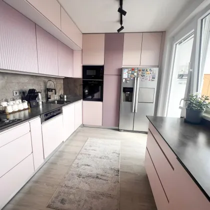Sonnige 4-Zimmer-Wohnung mit traumhaftem Blick über Graz – vollständig saniert! - Bild 2