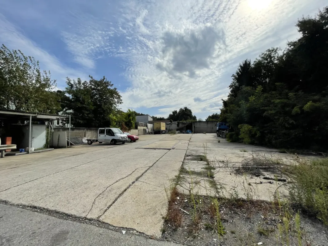 1.400 m² AUSSENFLÄCHE FÜR LAGER/GEWERBE -- NÄHE SIEGENDORF/EISENSTADT! - Bild 1