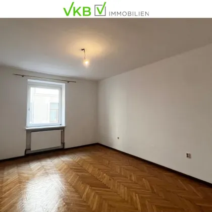 Helle und geräumige 3 - Zimmer Wohnung in ruhiger Nebenstraße mit grünem Innenhof - Bild 3