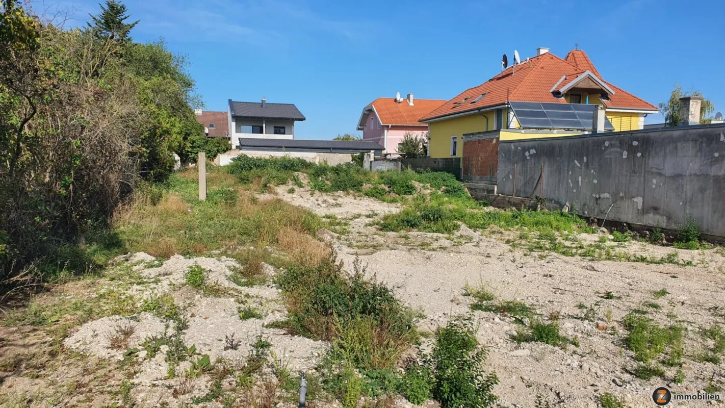 Baugrundstück in Wiener Neustadt – mit Zufahrtsrecht und idealer Größe - Bild 1