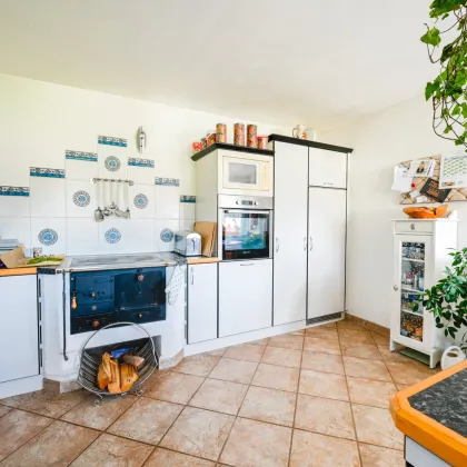 Traumhafte Doppelhaushälfte in Hopfgarten: 155m², Balkon, Terrasse & Garage! - Bild 2