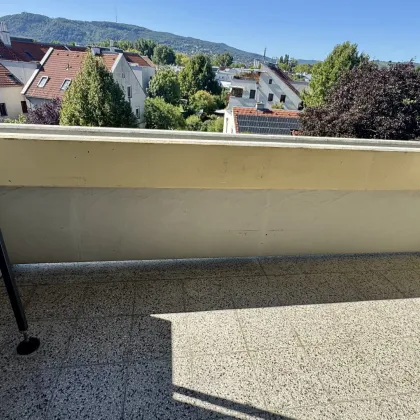 Kleine Dachgeschoßwohnung mit Weitblick und Gartenbenutzung - Bild 2