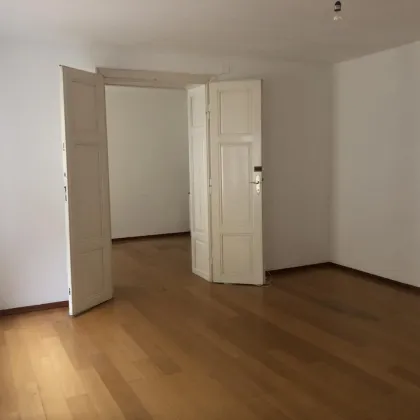 Baden Zentrum, großzügige 1 Zimmerwohnung, Hofruhelage - Bild 2