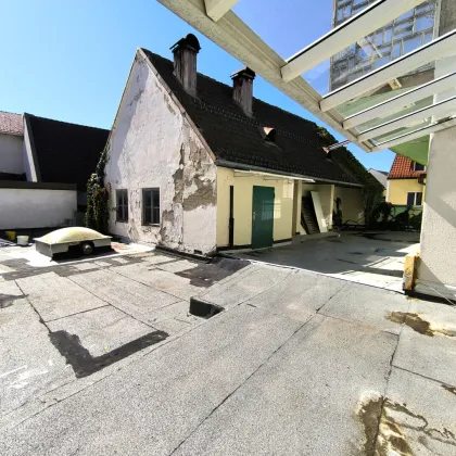 Günstiges Ateliergebäude zu Renovieren mit ausbaufähigem Dachboden und 90 m² Terrasse im Zentrum von Völkermarkt! - Bild 3