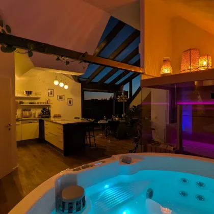 Dachgeschoss-Maisonette mit Loft-Charakter, Wellness-Oase & Weitblick - Bild 2