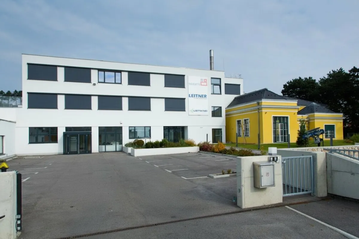 Attraktive Büro- oder Praxisräume in 2372 Gießhübl - Bild 1