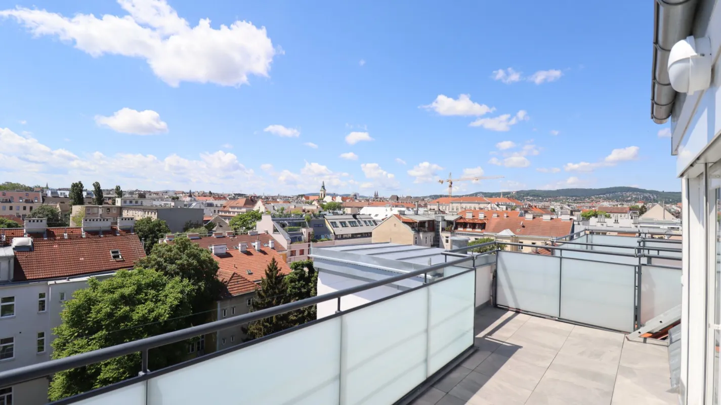 Familienfreundlicher Erstbezug, 2 großartige Terrassen, Hausgarten, nahe Elterleinplatz - Bild 1