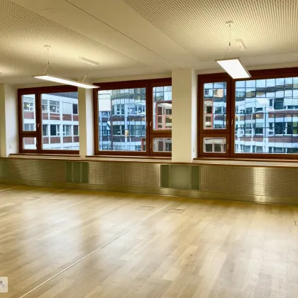 EFFIZIENT, MODERN UND GROSSZÜGIG /// sofort einzugsbereites, sehr gut ausgestattetes Büro in der Alten Börse - Bild 3
