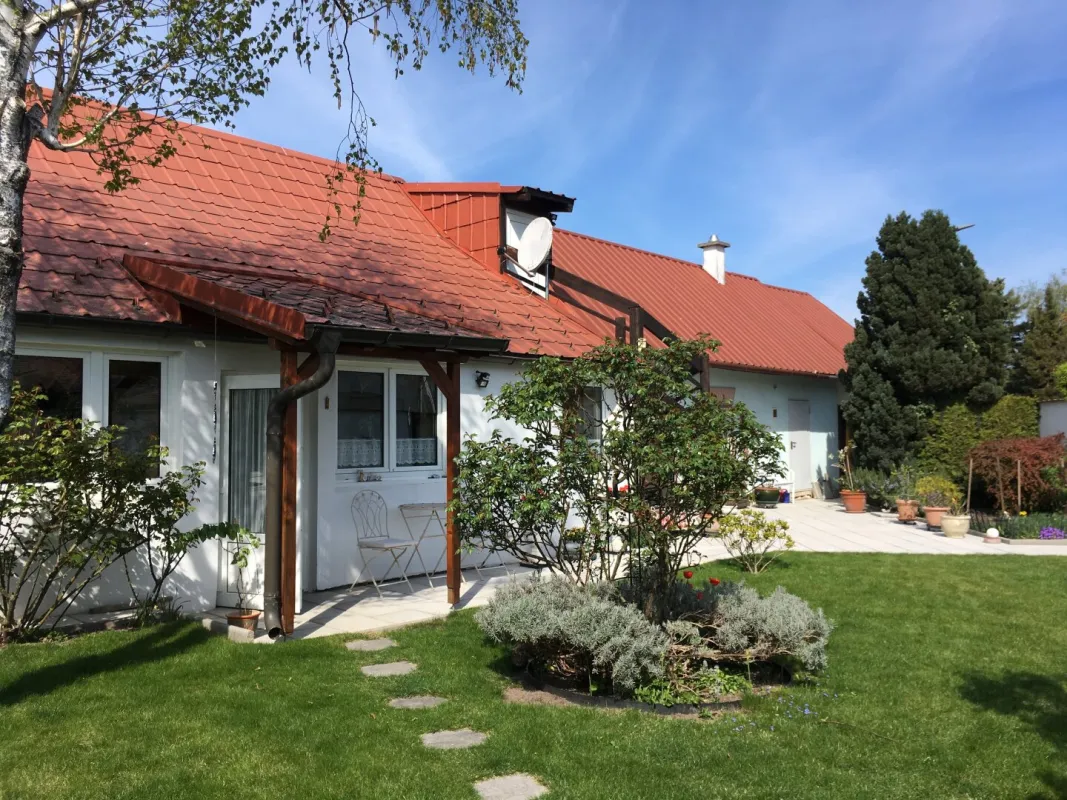 KOFFER PACKEN UND EINZIEHEN - Bild 1