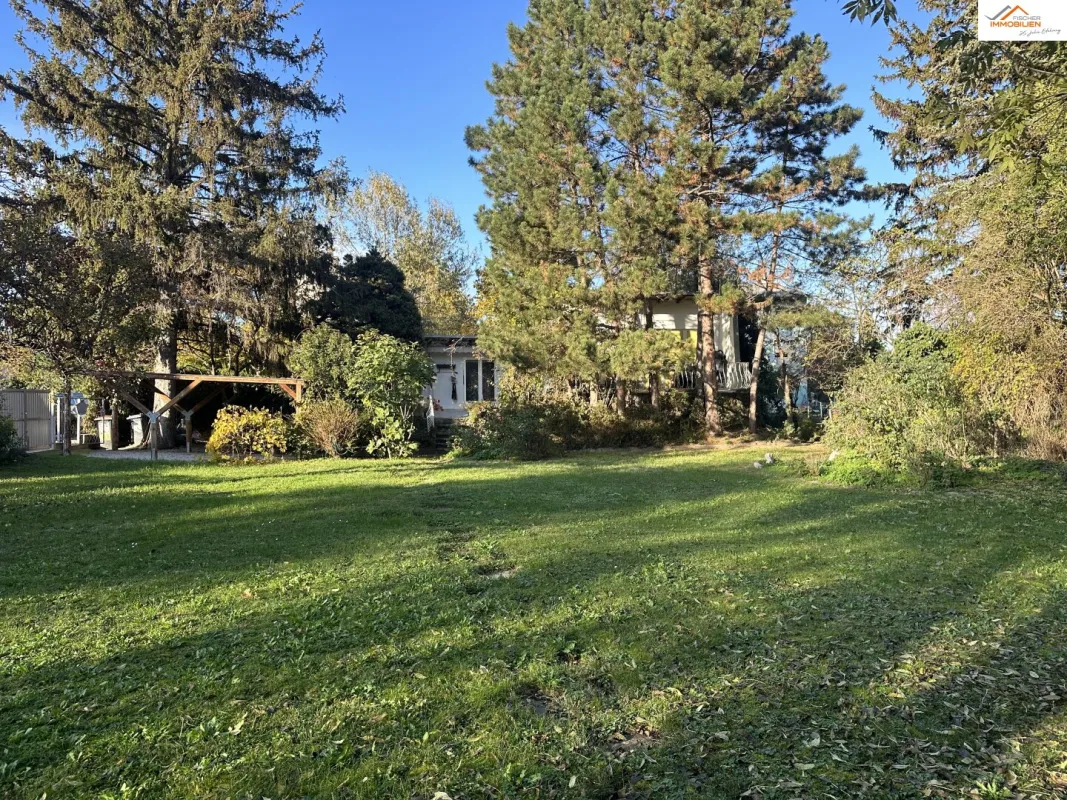 Zukunftsprojekt im Zehnerviertel – Bungalow mit Potenzial auf 1.032 m² Grund - Bild 1