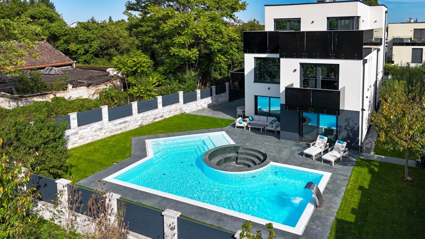 Exklusive Villa in Perchtoldsdorf – Großzügigkeit trifft auf Eleganz - Bild 1