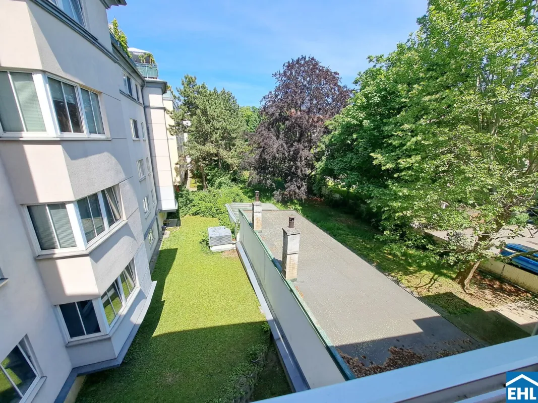 Stilvolles Wohnen in toller Lage – Helle 3-Zimmer-Wohnung mit ca. 88 m² - Bild 1
