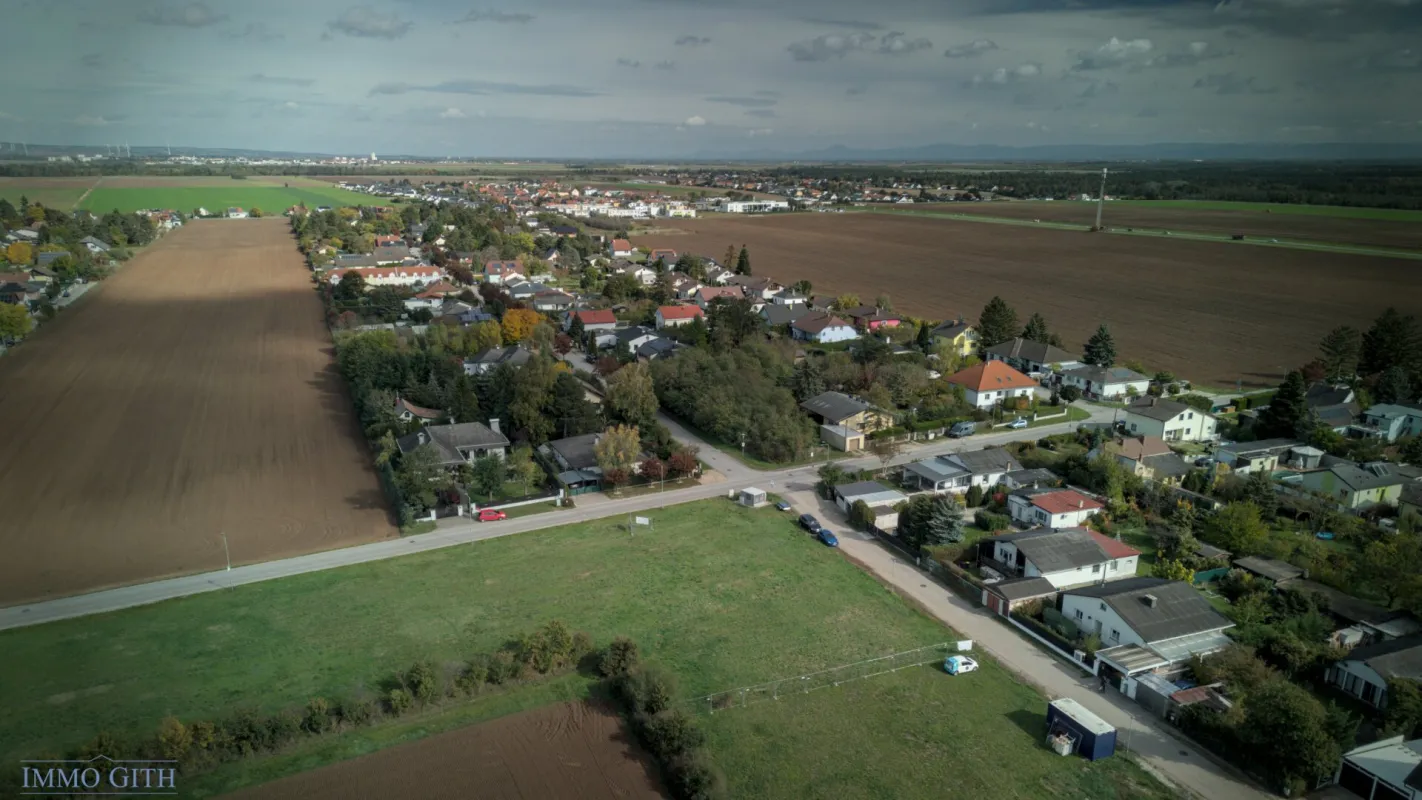 SONNE & NATUR – 723 M² BAUGRUND MIT PERFEKTER INFRASTRUKTUR NAHE WIEN ZU KAUFEN! - Bild 1
