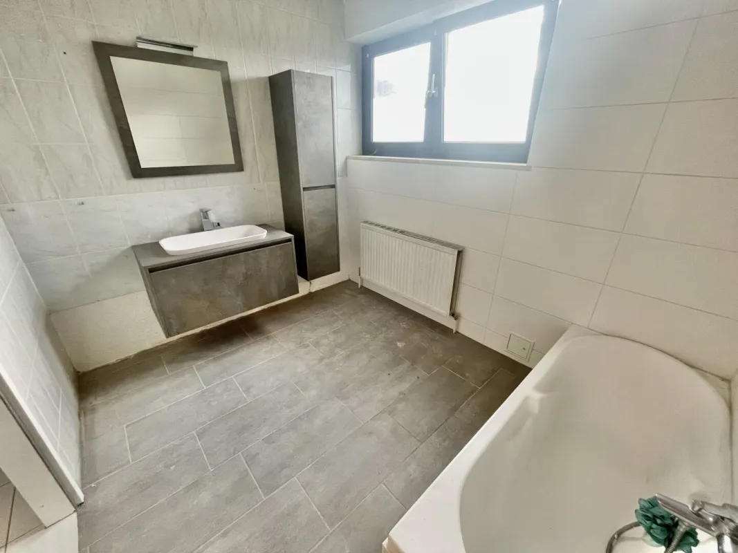 OPTIMAL GESCHNITTENE 3-ZIMMER WOHNUNG IN TRAISKIRCHEN - Bild 1