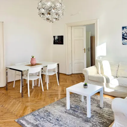 Wohnen im gediegenen Altbau – 3-Zimmer-Wohnung in ruhiger Lage Nähe Liechtensteinpark - Bild 2
