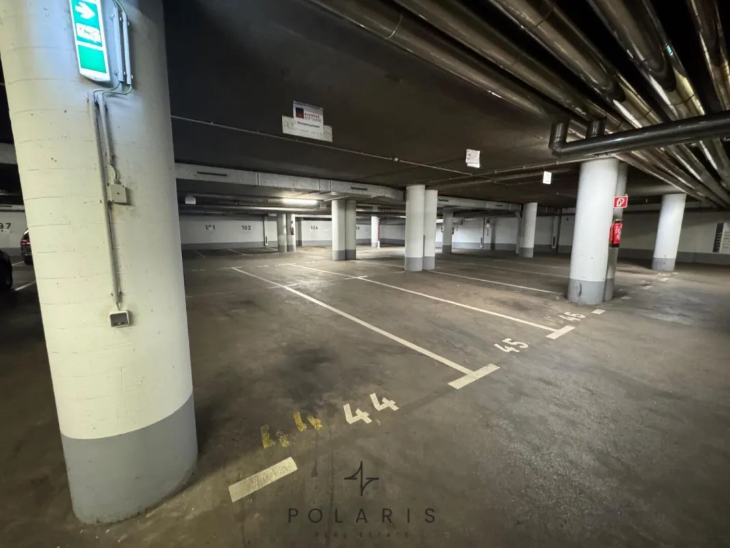 U4/U6-Station Längenfeldgasse | geschützte PKW-Stellplätze im UG einer gepflegten Tiefgarage - Bild 1