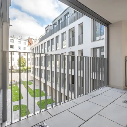 ++NEU++ Stilvolle 2-Zimmer-Wohnung mitten im Herzen der Stadt (1/3) - Bild 3