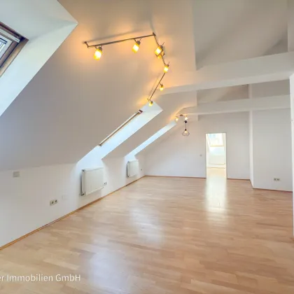 Charmante, helle Dachgeschoßwohnung in Toplage nahe Floridsdorfer Spitz - Bild 2