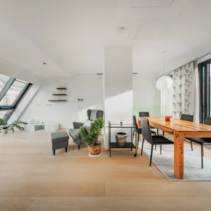 Exklusive Dachwohnung mit Terrasse, Garage & perfektem Grundriss in begehrter Lage beim Loquaiplatz - Bild 3