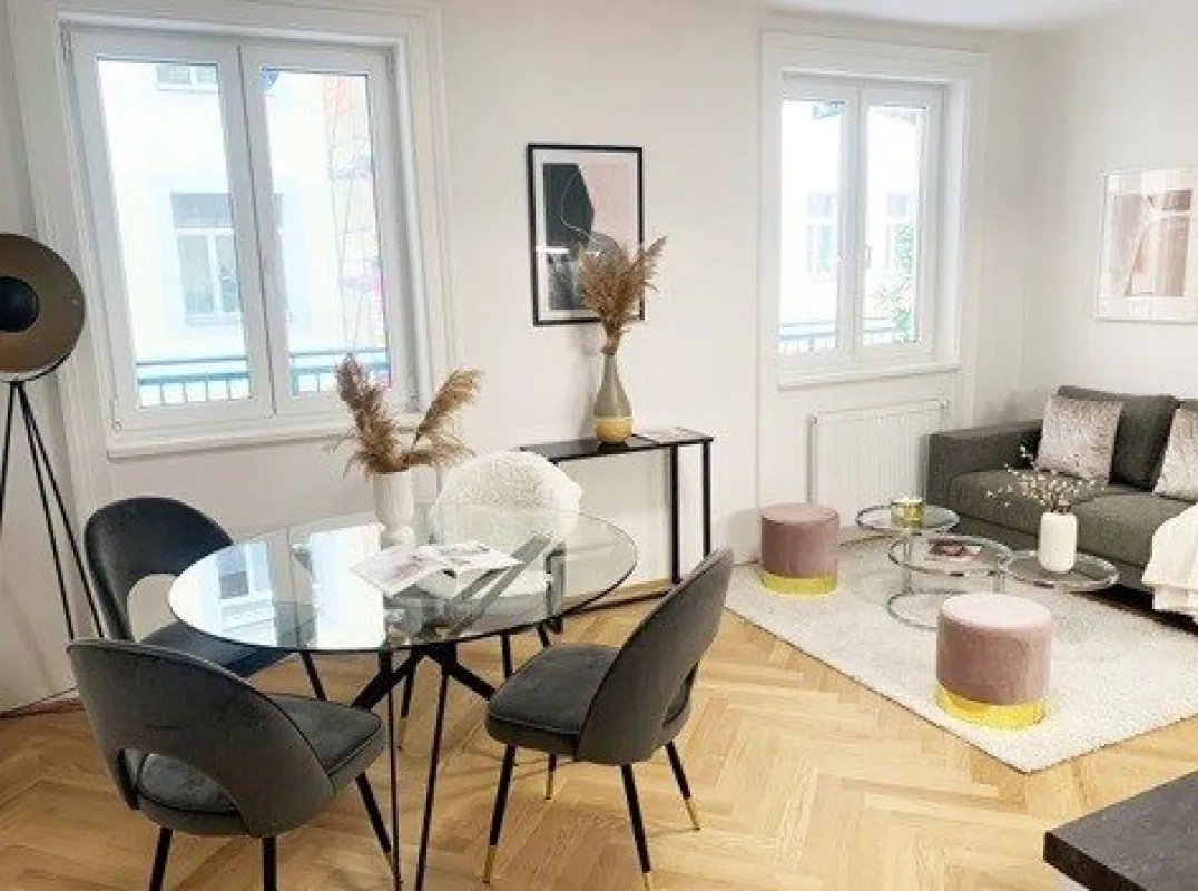 Traumhafte, sanierte Wohnung mit 24 m² Loggia (vermietet bis 31.10.2027) - Bild 1