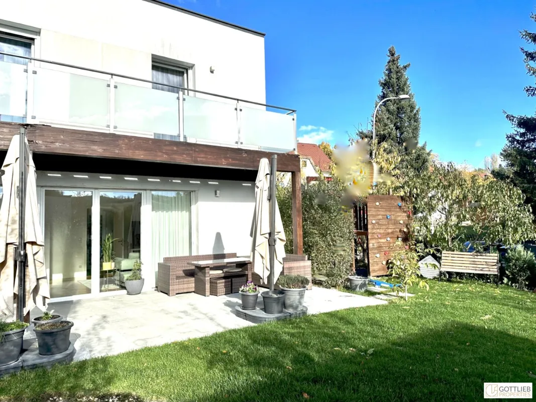 Familienfreundliche südseitige Doppelhaushälfte mit Panoramablick am Riederberg - Bild 1