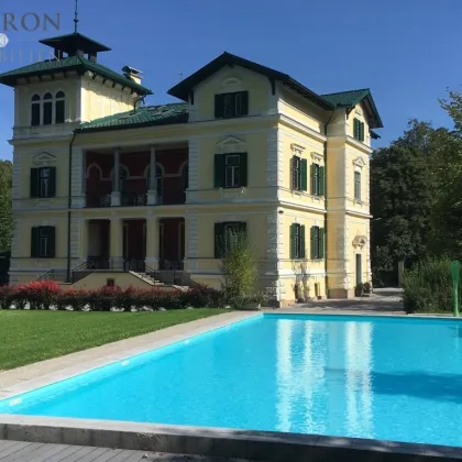 IM KAISERLICHEN STIL: SCHLOSSARTIGE VILLA IM SALZKAMMERGUT - Bild 2