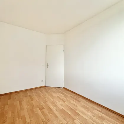 Charmante 2-Zimmer Wohnung mit Balkon und Lift - Bild 2