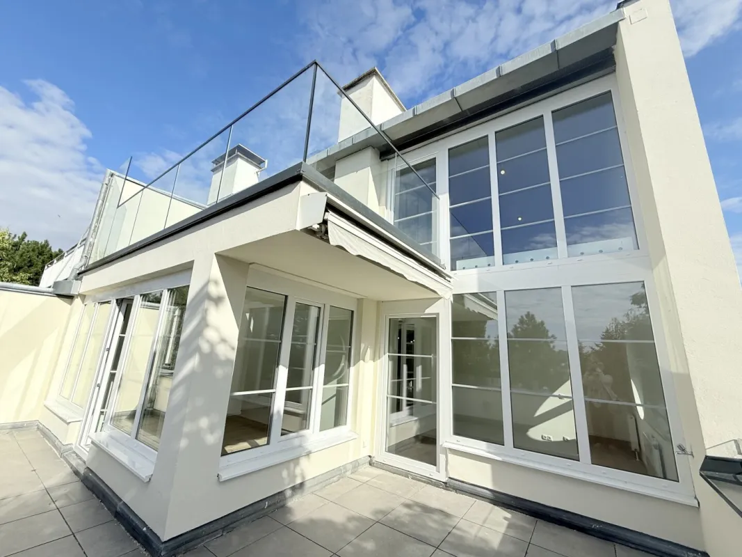 1190! Exclusive Maisonette-Wohnung in schöner Wohnanlage im Herzen von Sievering! - Bild 1