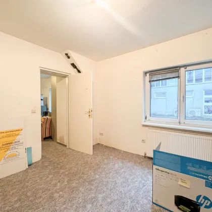 KERNSANIERT - ERSTBEZUG - BEZIEHBAR AB 01.03.2026 - CHARMANTE 2 ZIMMER-GARTENWOHNUNG - MODERNES DESIGN - LICHTDURCHFLUTET - GROß-ENZERSDORF - Bild 2