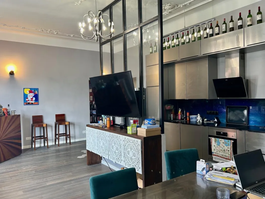 Helle, großzügige Wohnung eines stilvoll sanierten Altbauhauses – Ihr neues Zuhause in 1120 Wien! - Bild 1