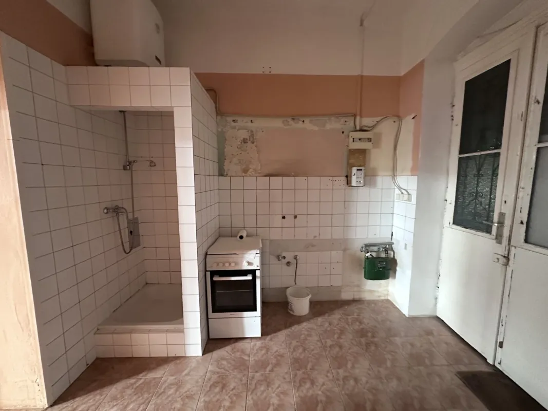 Wohnjuwel mit Schlafkabinett - U3 U-Bahn-Anbindung - zum Sanieren - Bild 1